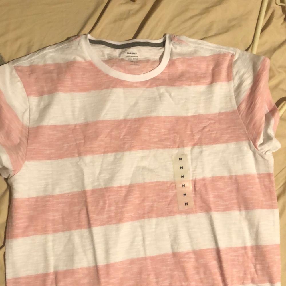 New medium men shirt. Old navy
